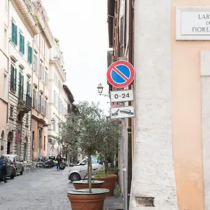 Bed and Breakfast Domus Giulia, Ρώμη